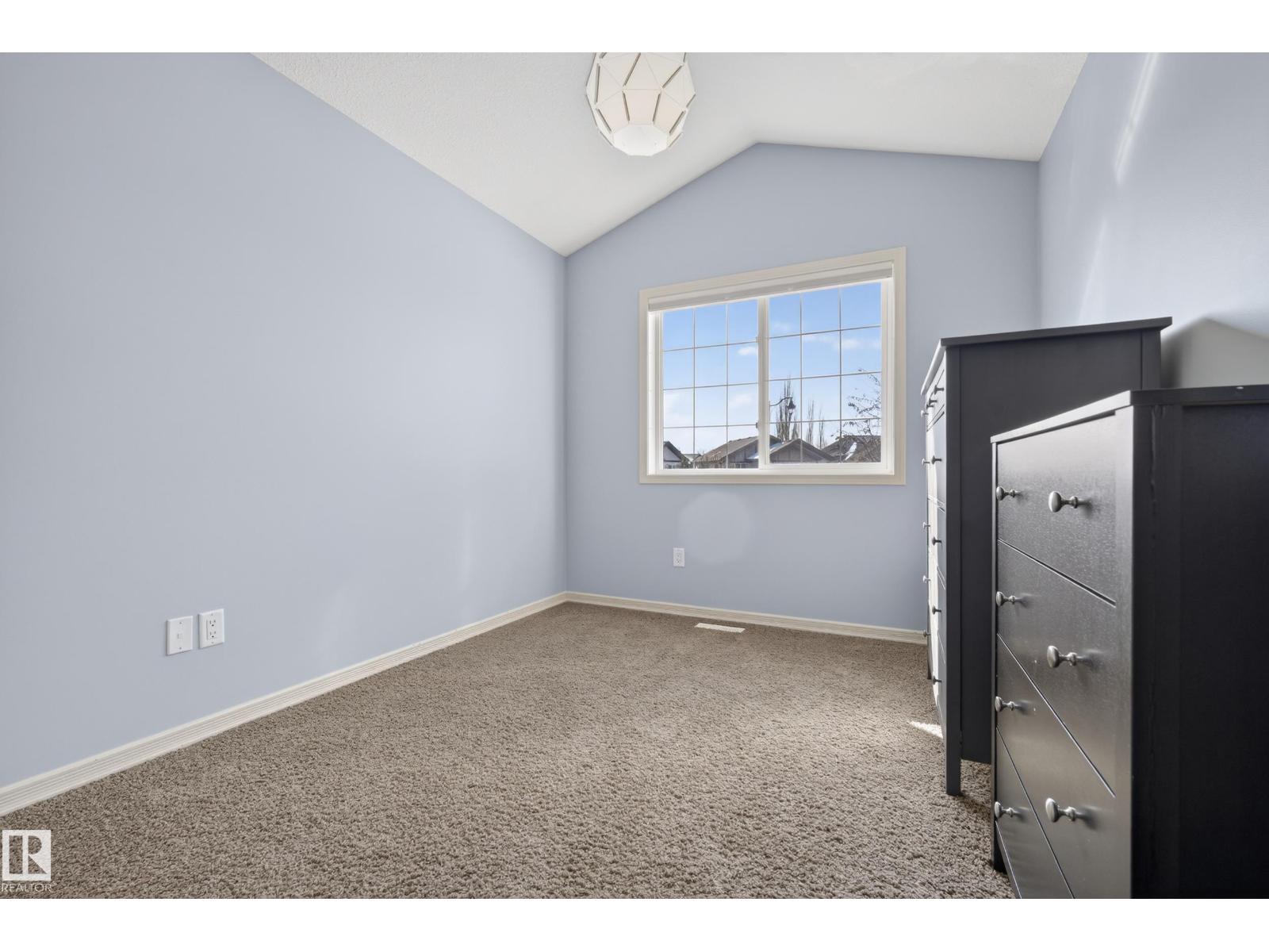 20714 56A AV NW, Edmonton