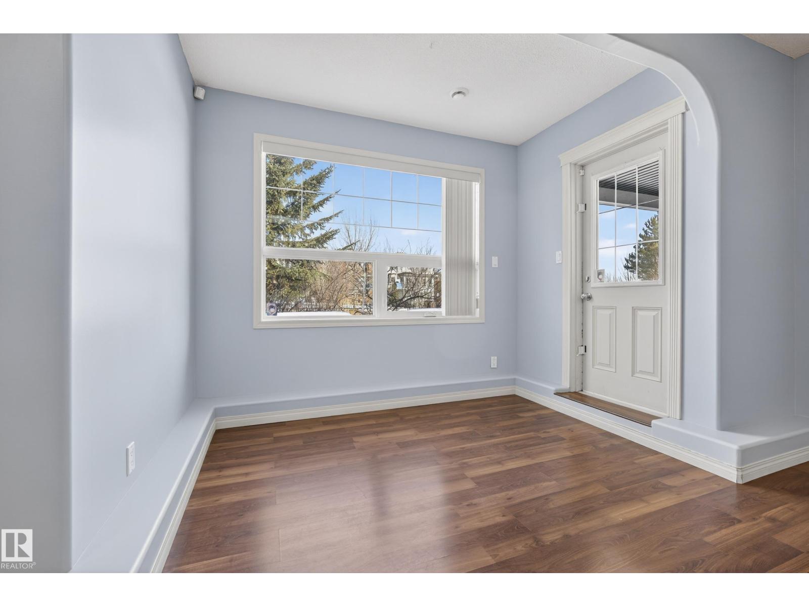 20714 56A AV NW, Edmonton