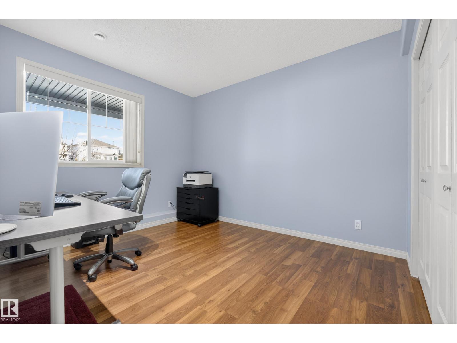 20714 56A AV NW, Edmonton