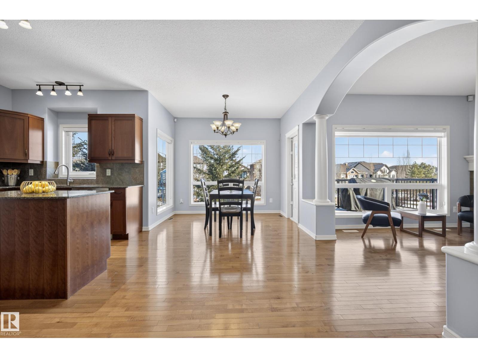 20714 56A AV NW, Edmonton