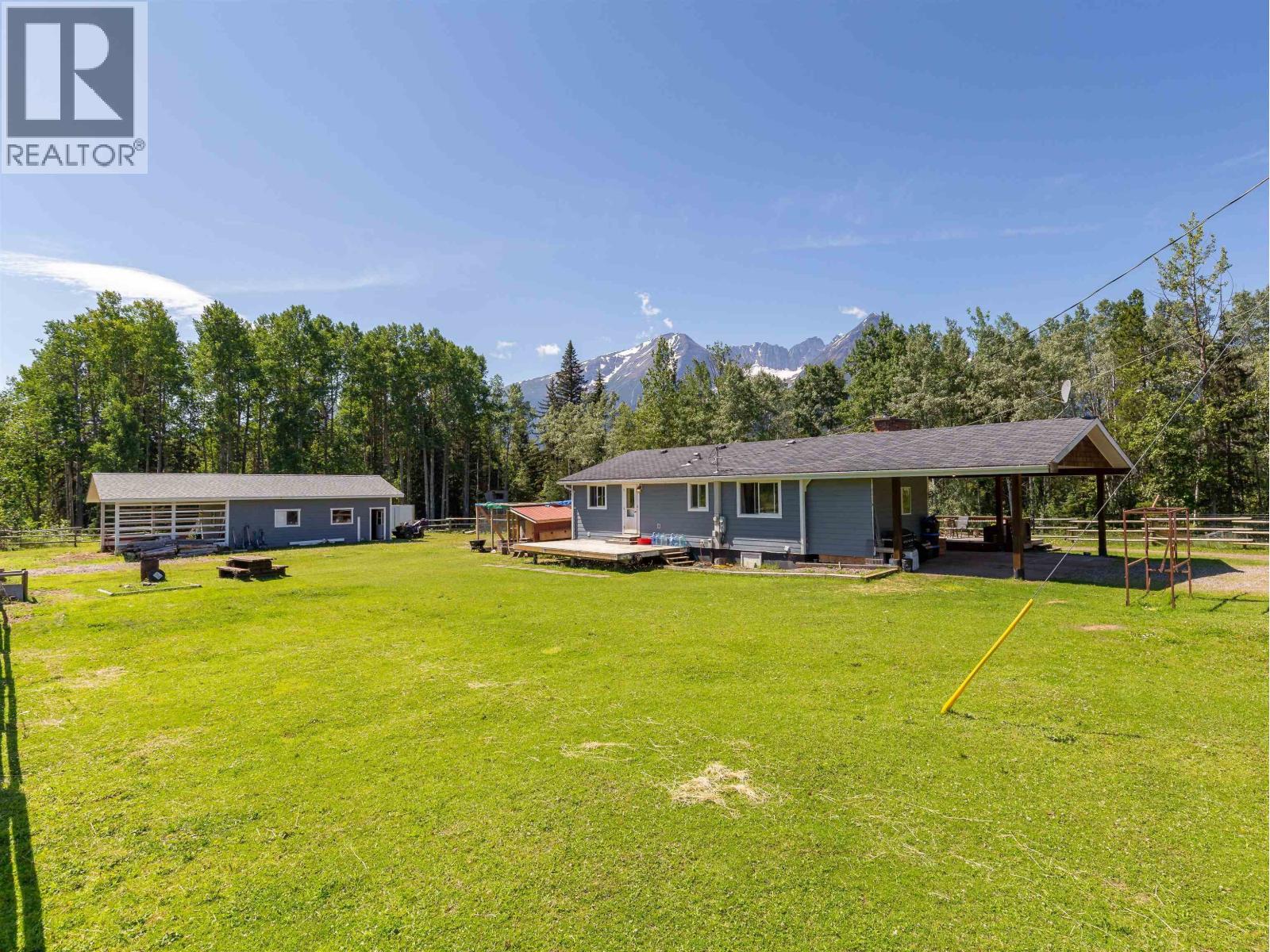5933 RACEWAY Road, Smithers