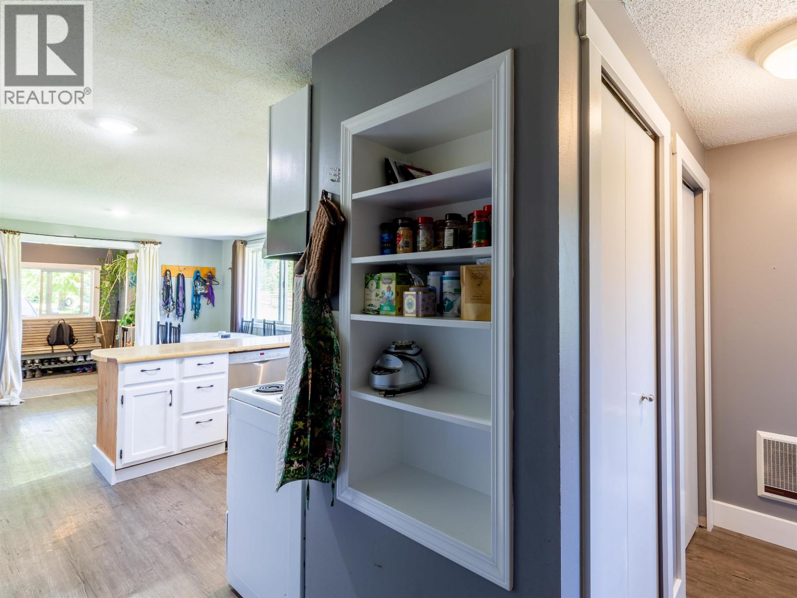 5933 RACEWAY Road, Smithers