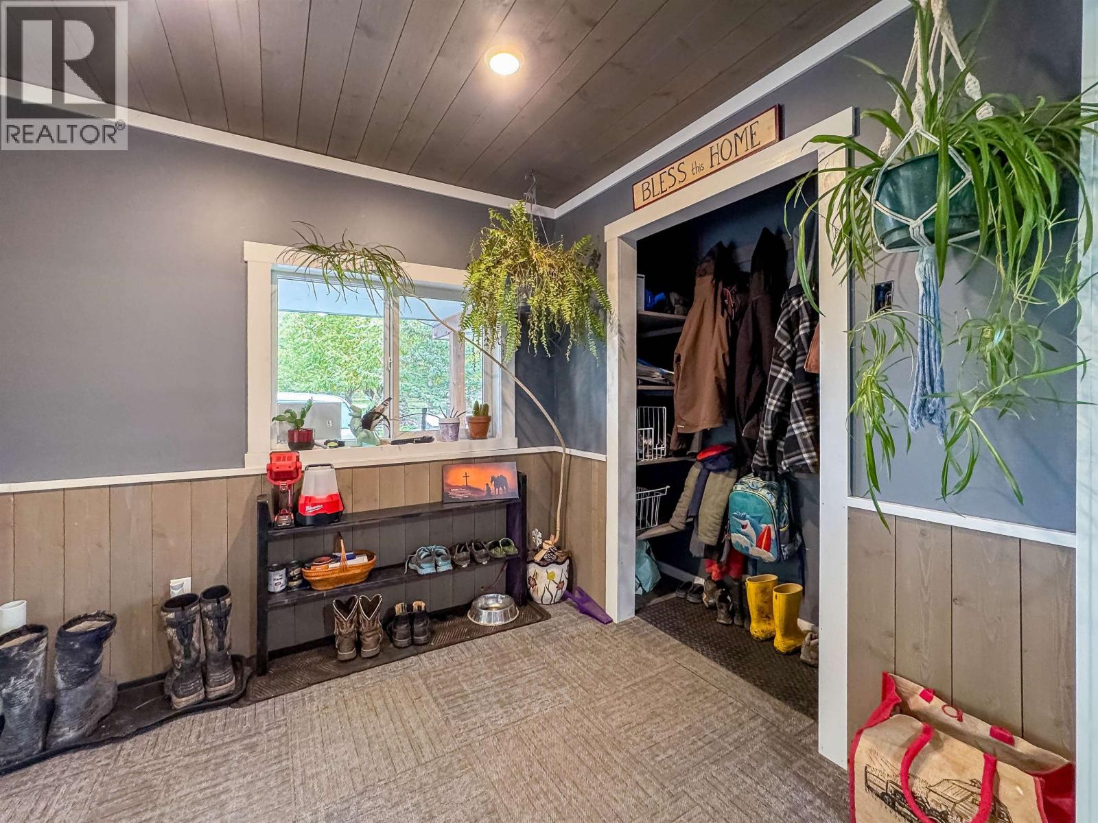 5933 RACEWAY ROAD - 9