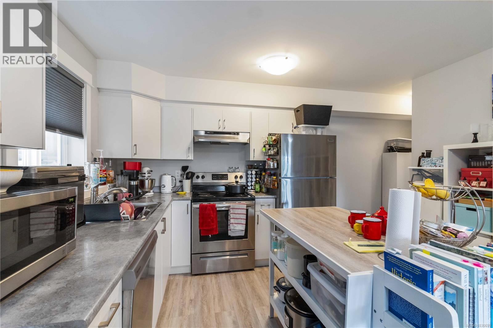 6903 Burr Dr - 40