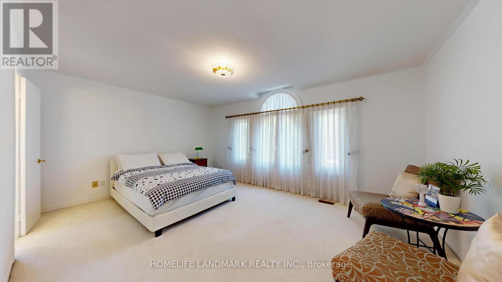 411 CUMMER AVENUE - 25