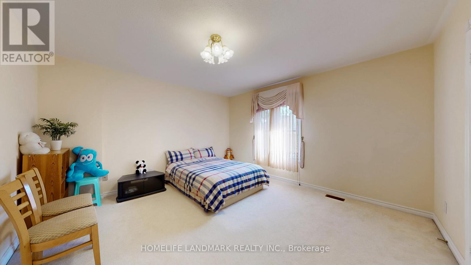 411 CUMMER AVENUE - 30