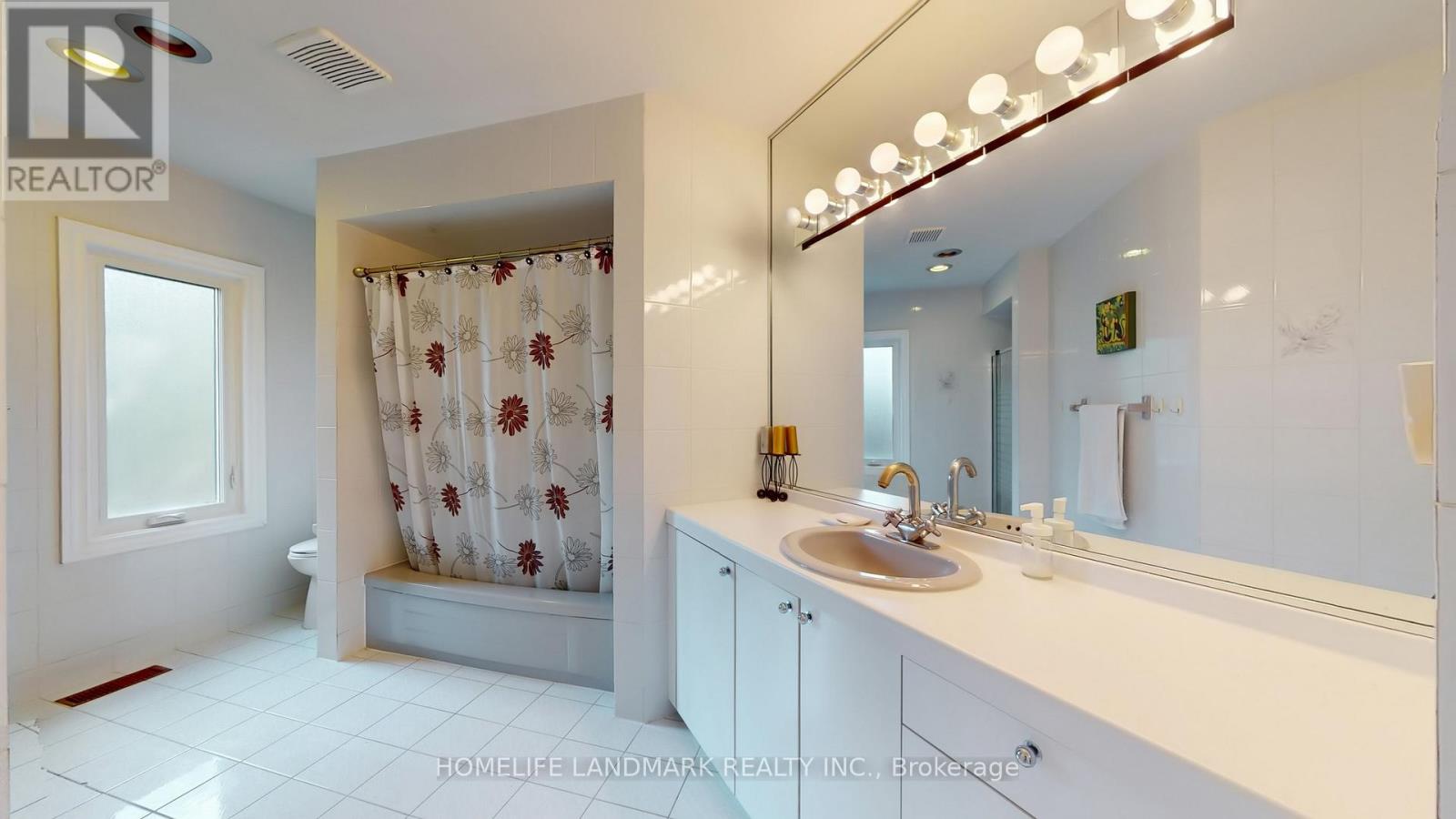 411 CUMMER AVENUE - 32