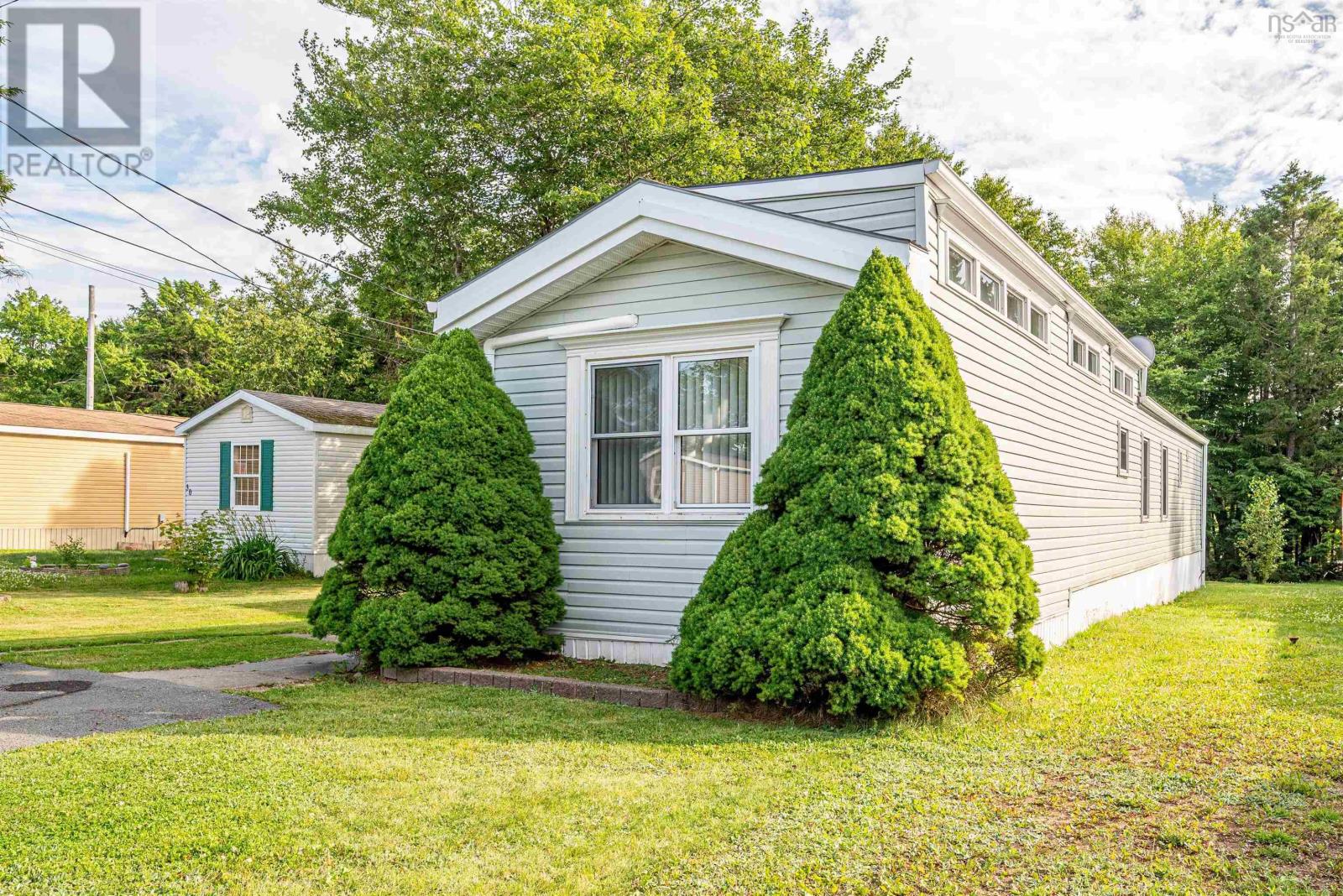 Property photo of 32 Champlain Avenue