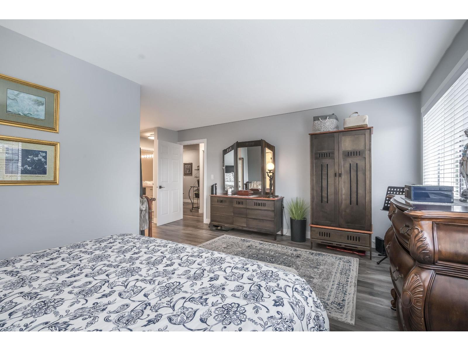 308 1441 BLACKWOOD STREET, White Rock