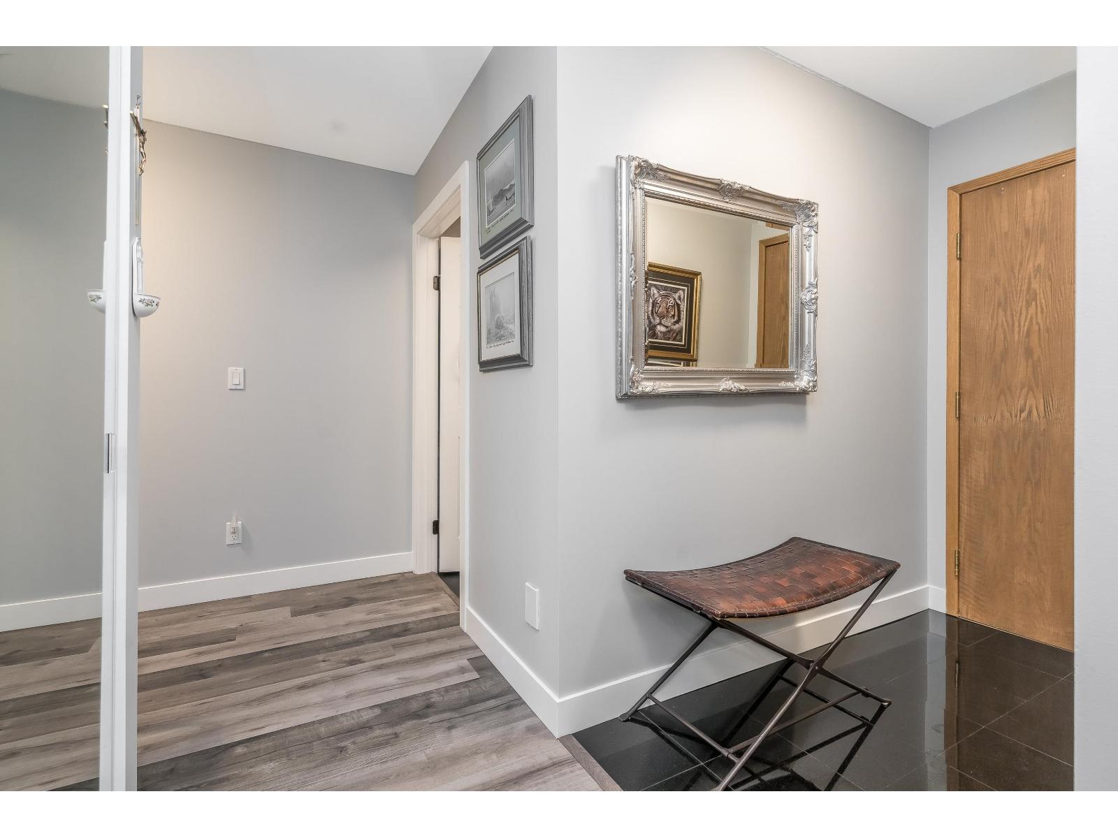 308 1441 BLACKWOOD STREET, White Rock