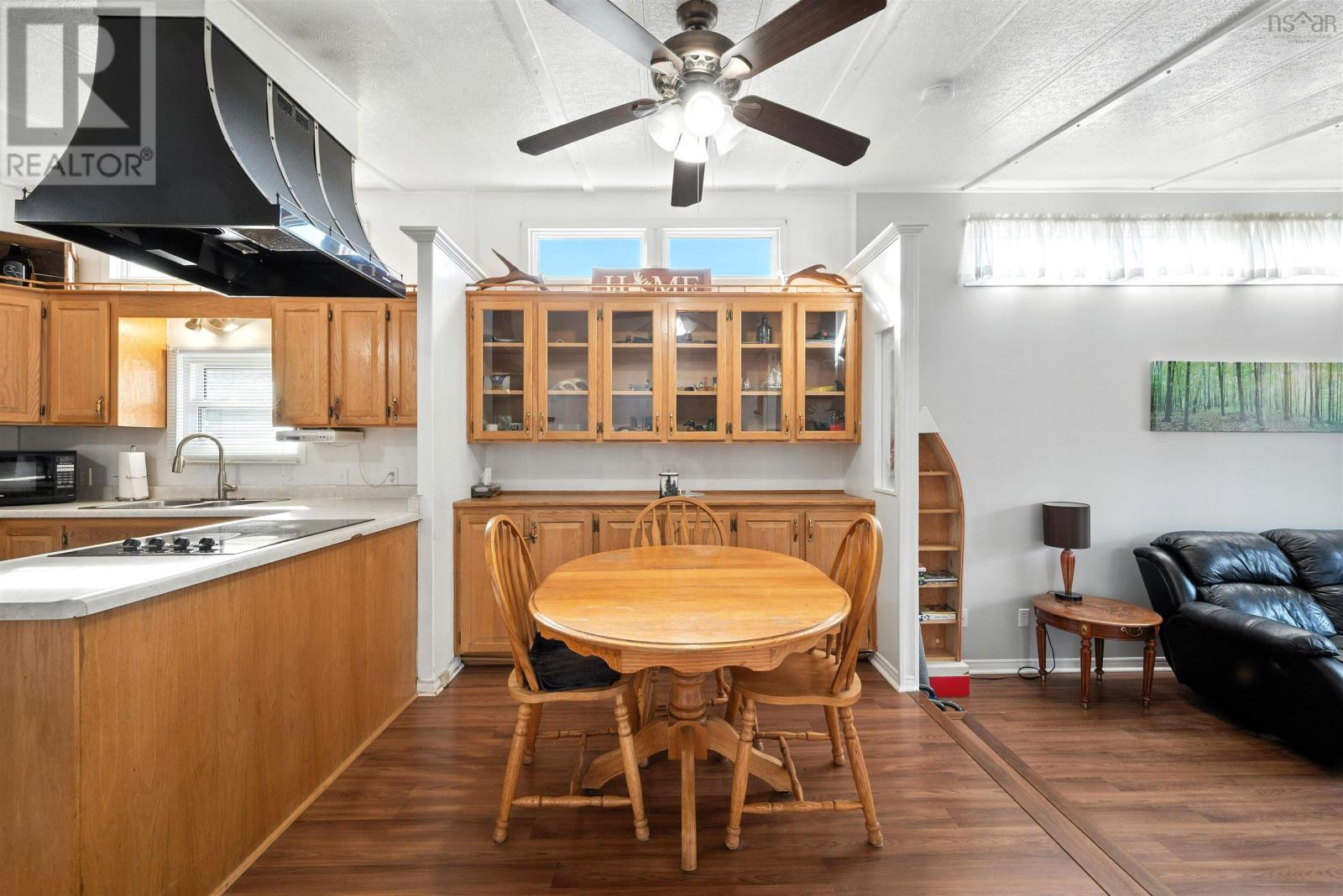 Property 20 of 30 of 32 Champlain Avenue