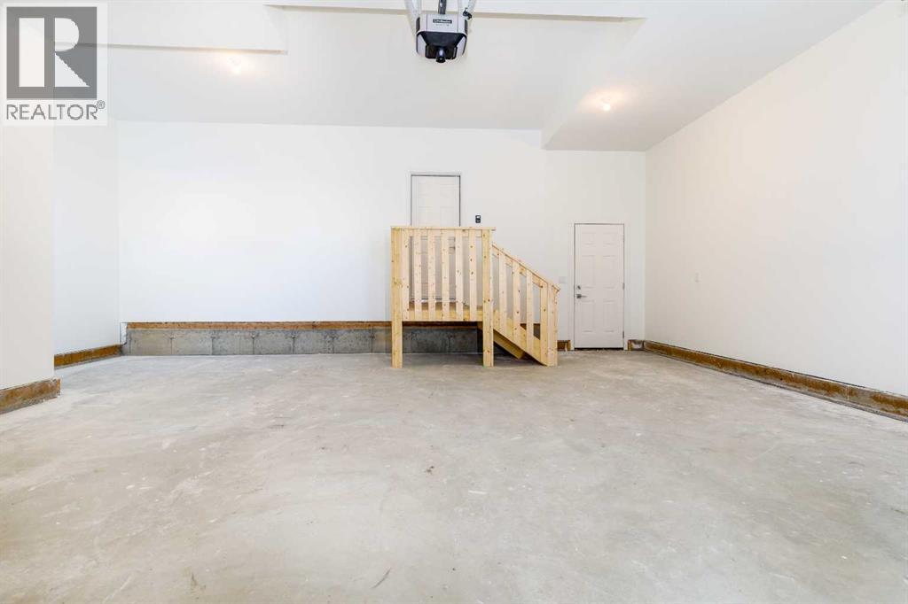 Single Family House for Sale in  Everson Close Evergreen Red Deer 