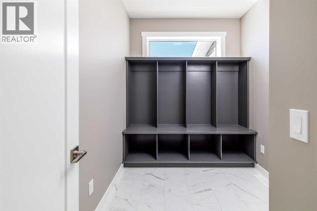 Single Family House for Sale in  Everson Close Evergreen Red Deer 