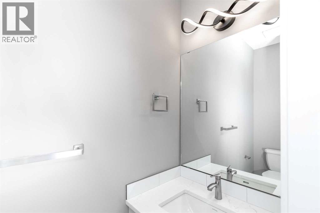 Single Family House for Sale in  Everson Close Evergreen Red Deer 