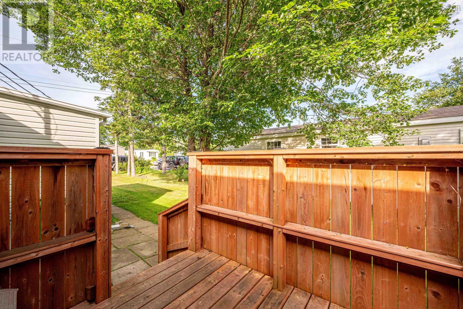 Property 30 of 30 of 32 Champlain Avenue