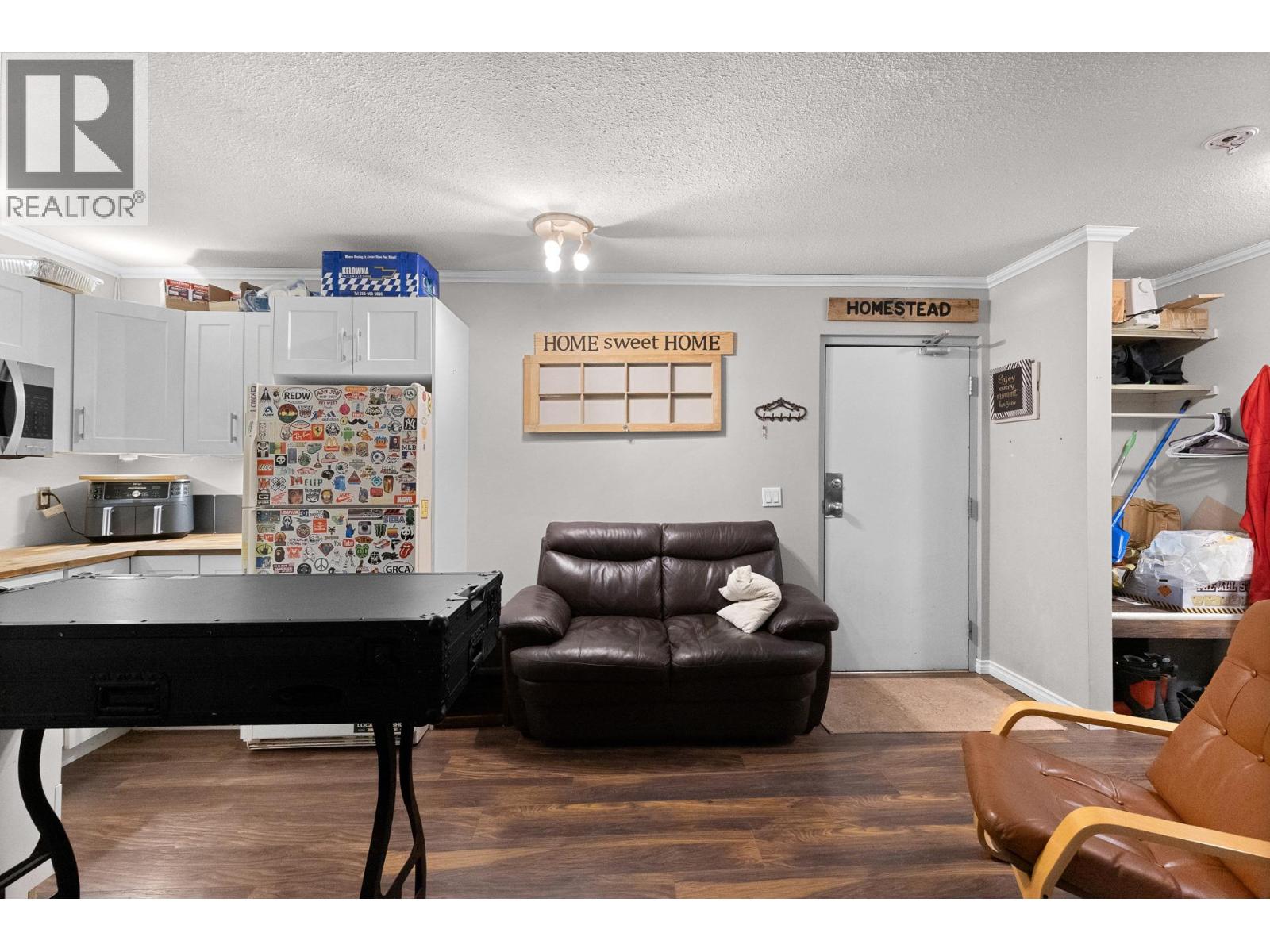 #315 20 Kettle View Road - 4