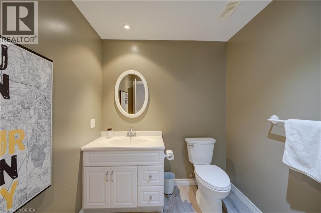 9 SCARFE Gardens, Brantford, Ontario, N3T6B2 — Photo 38