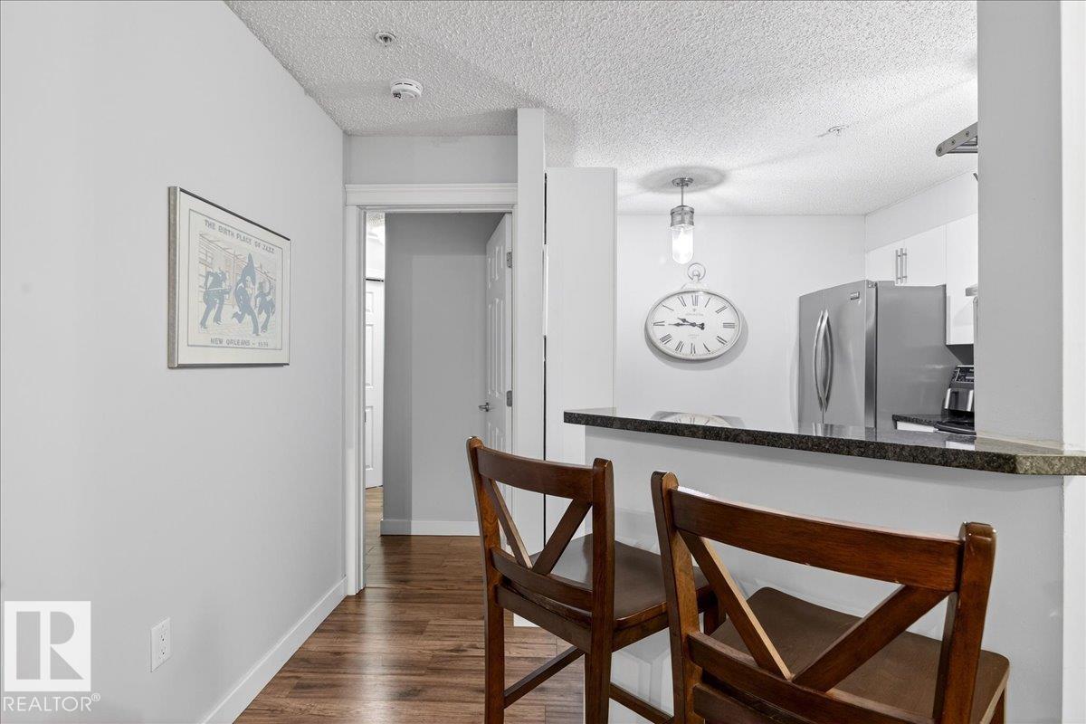 #307 11716 100 AV NW, Edmonton