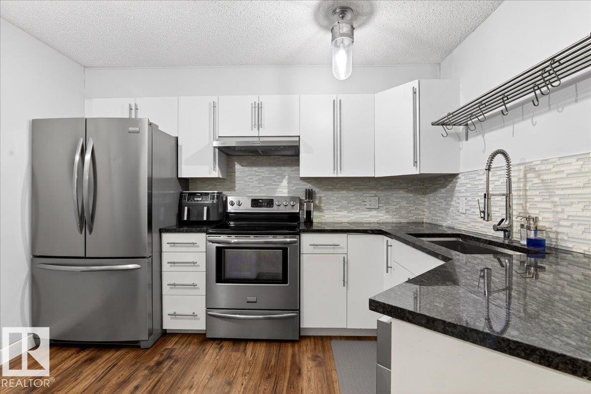 #307 11716 100 AV NW, Edmonton