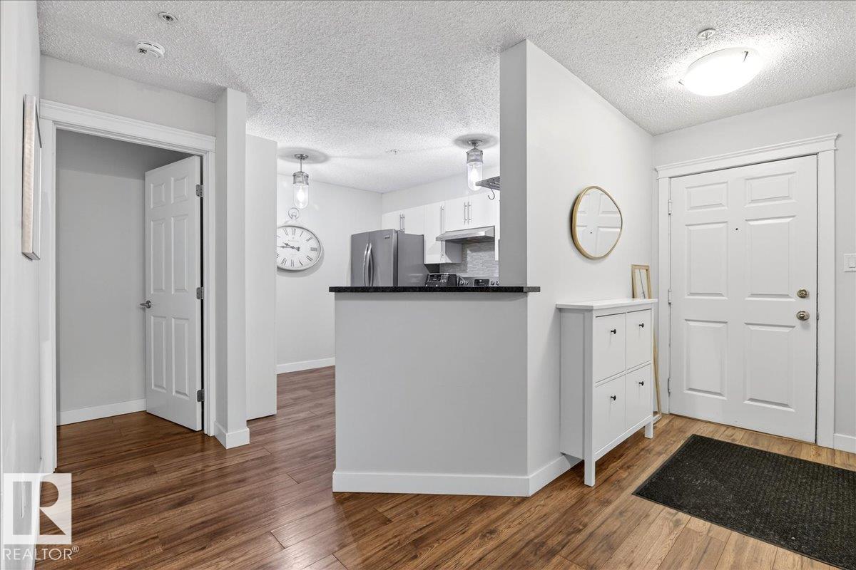 #307 11716 100 AV NW, Edmonton