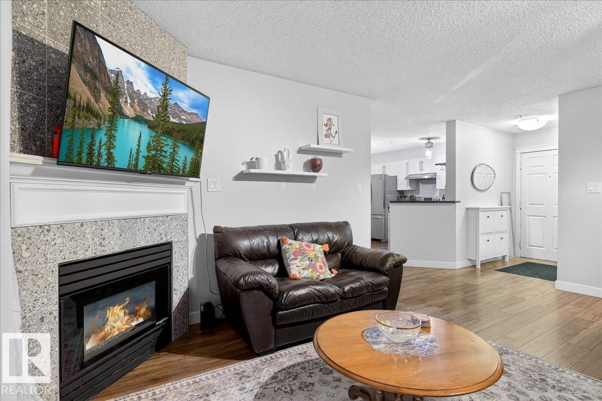 #307 11716 100 AV NW, Edmonton