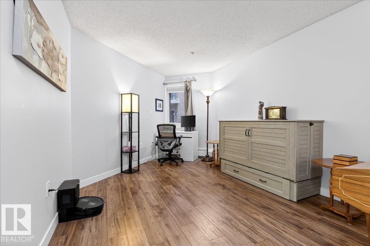 #307 11716 100 AV NW, Edmonton