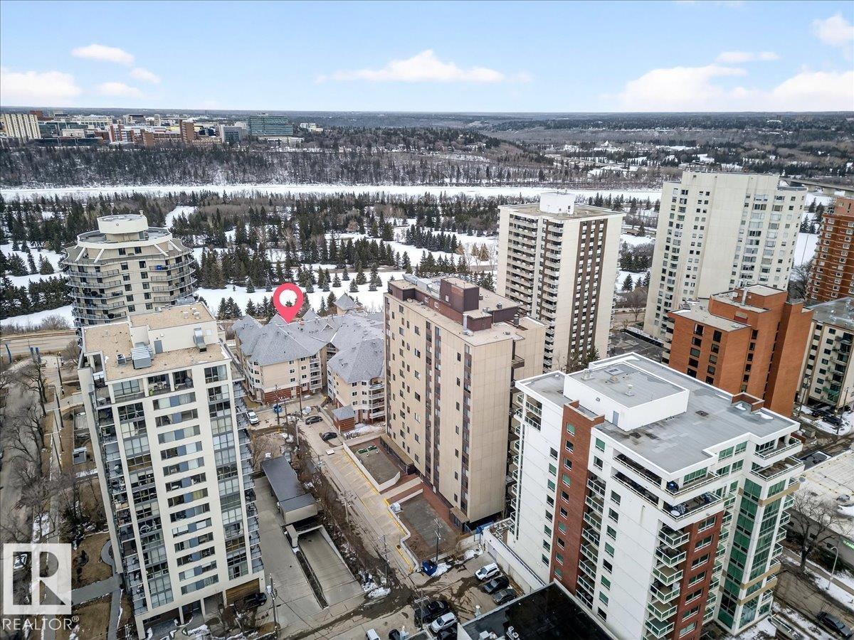 #307 11716 100 AV NW, Edmonton