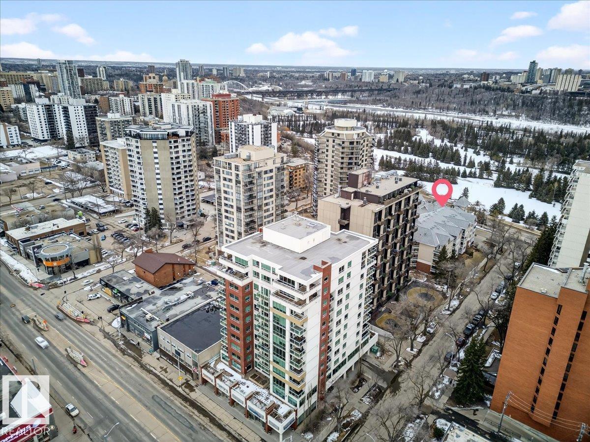 #307 11716 100 AV NW, Edmonton