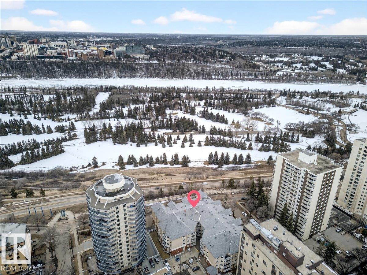 #307 11716 100 AV NW, Edmonton