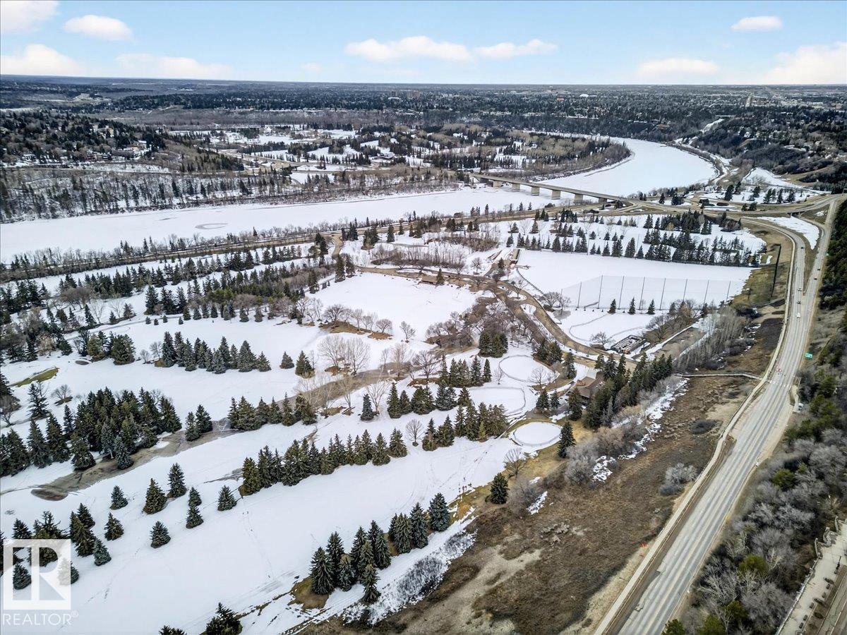 #307 11716 100 AV NW, Edmonton