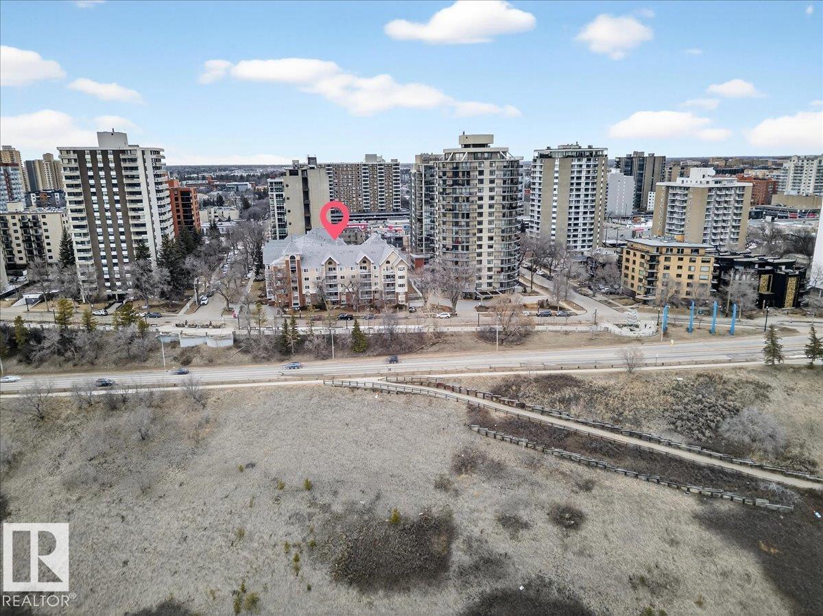 #307 11716 100 AV NW, Edmonton