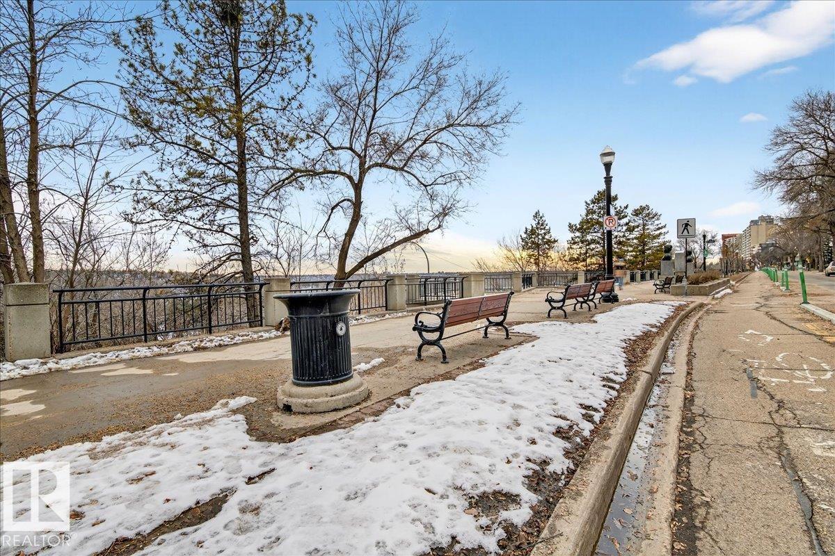 #307 11716 100 AV NW, Edmonton