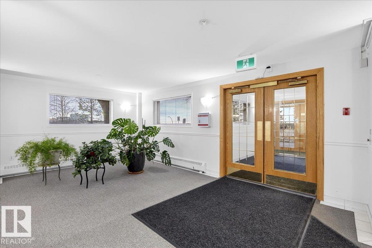 #307 11716 100 AV NW, Edmonton