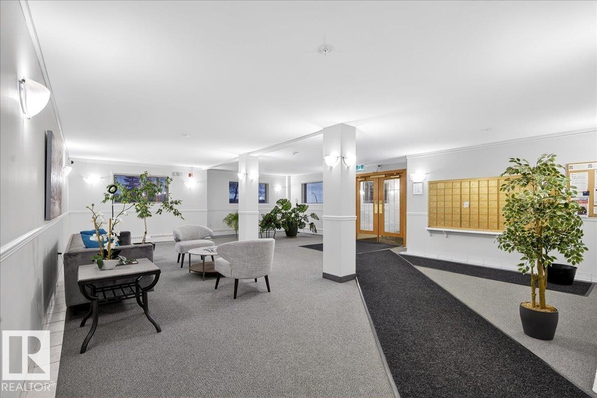 #307 11716 100 AV NW, Edmonton