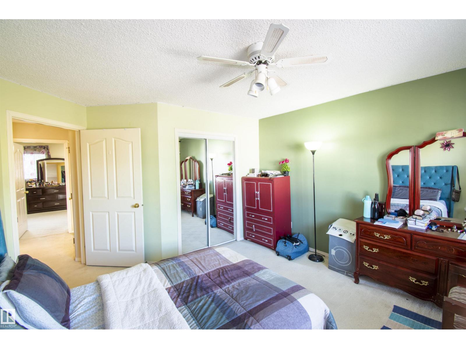 #2 9703 174 ST NW, Edmonton