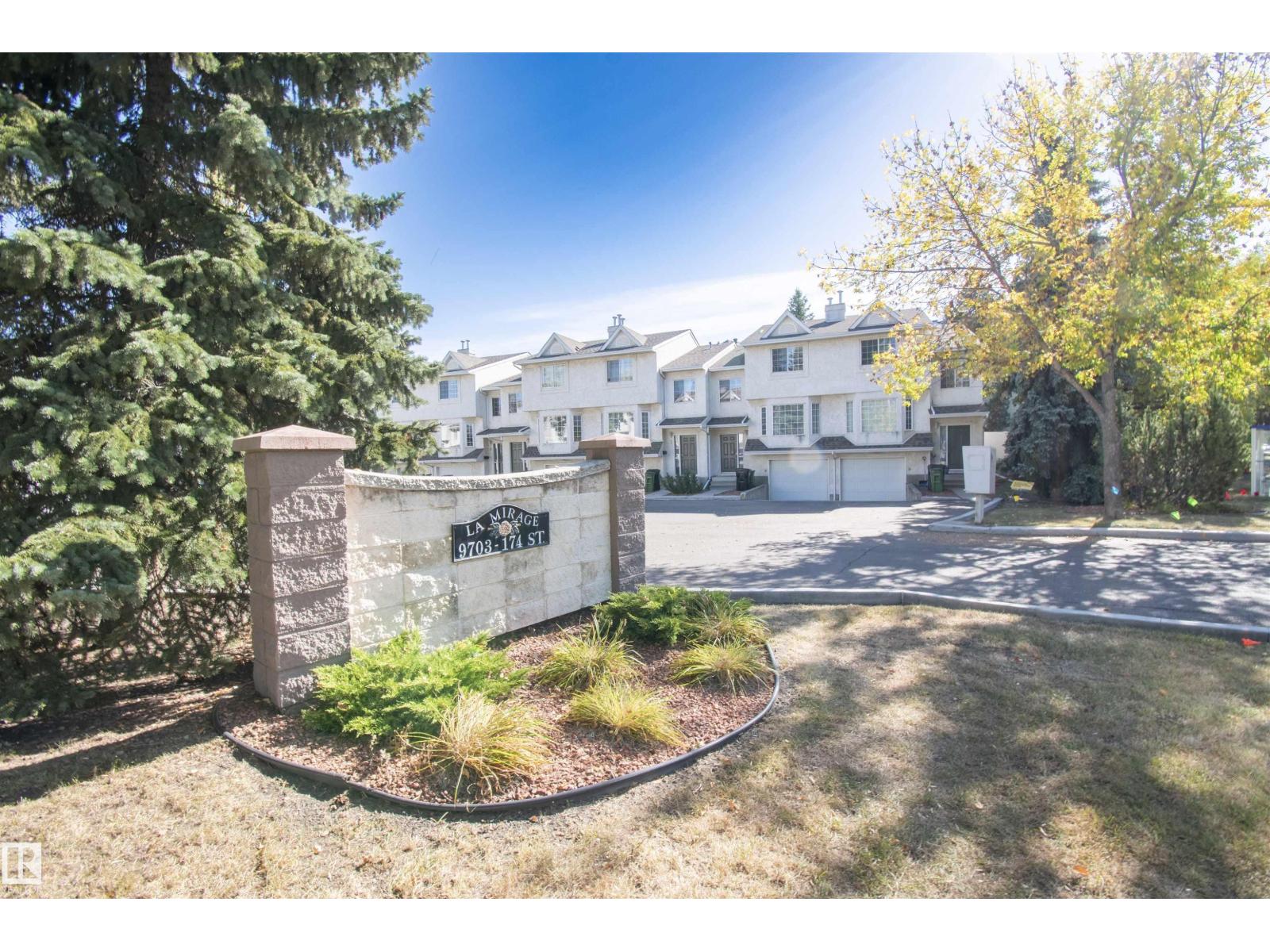 #2 9703 174 ST NW, Edmonton