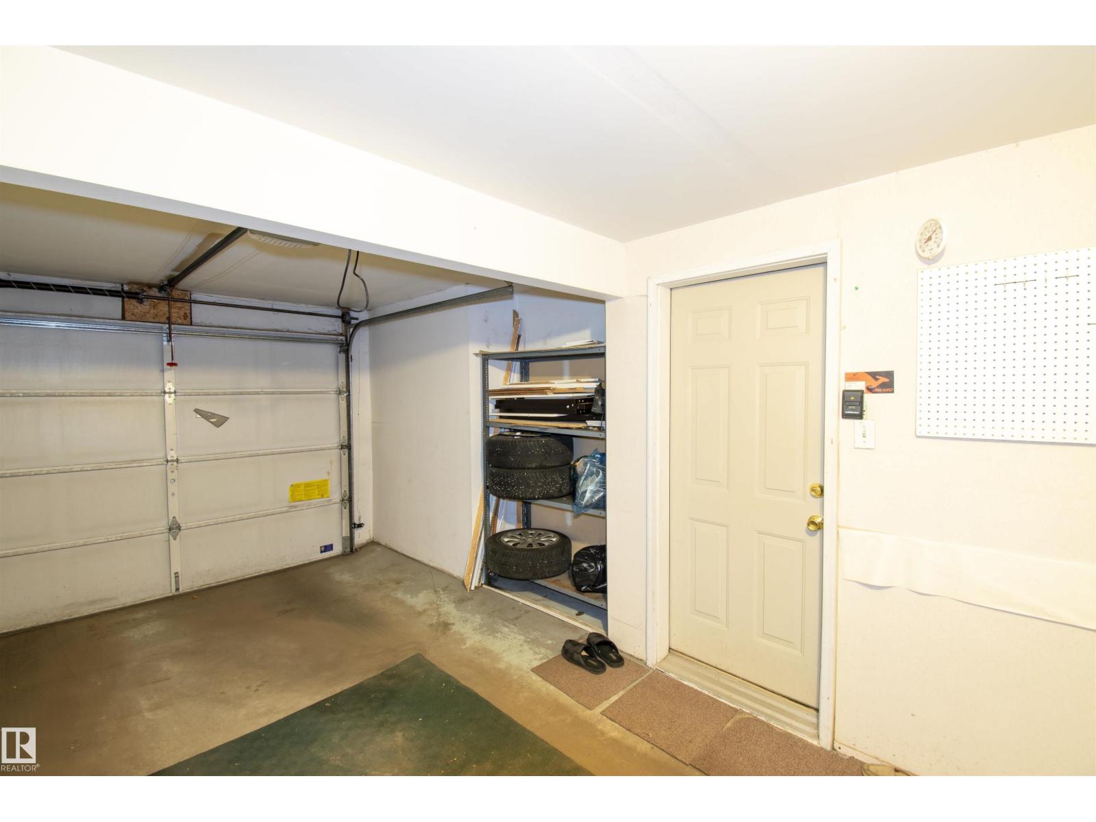 #2 9703 174 ST NW, Edmonton