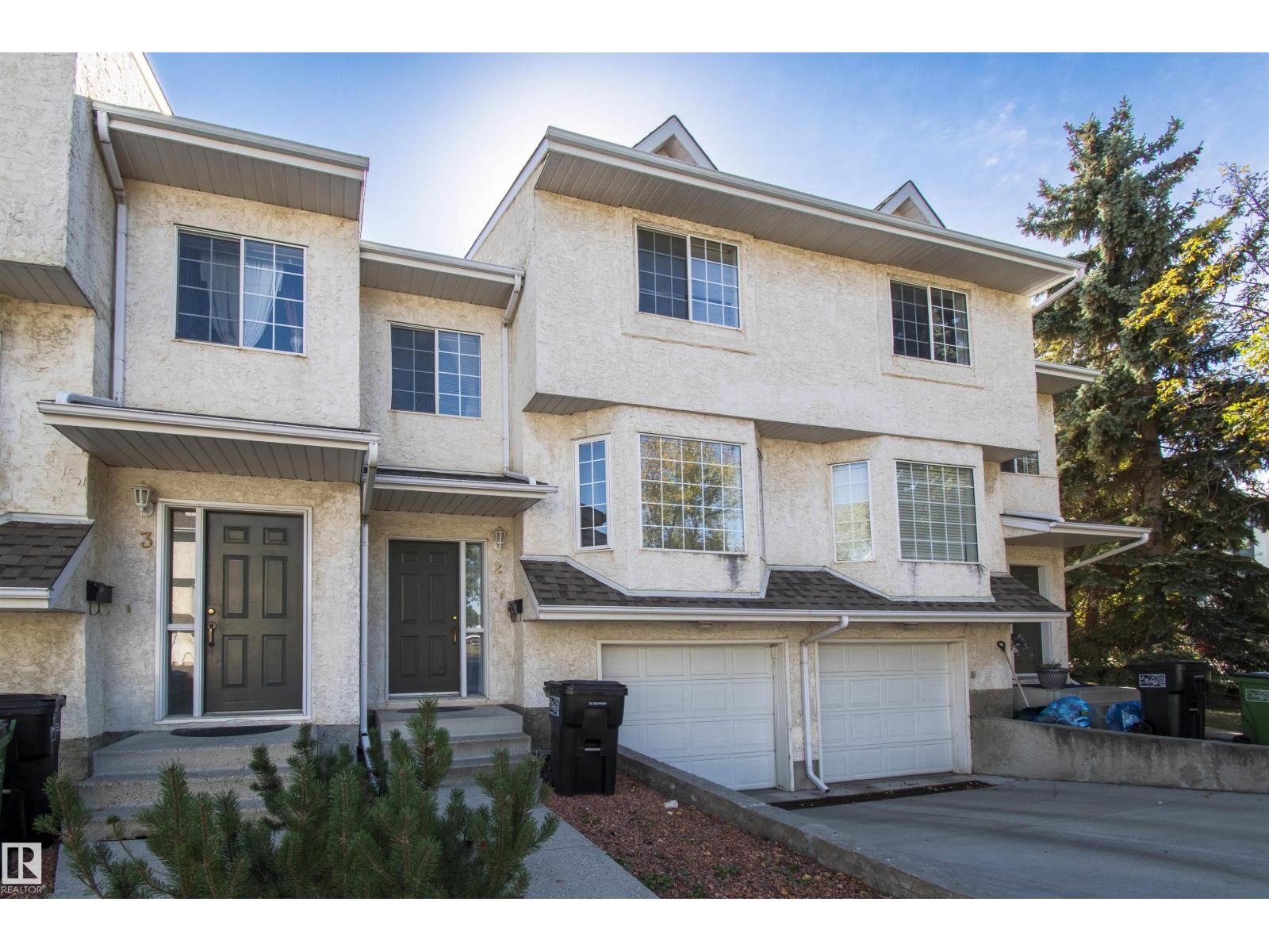 #2 9703 174 ST NW, Edmonton