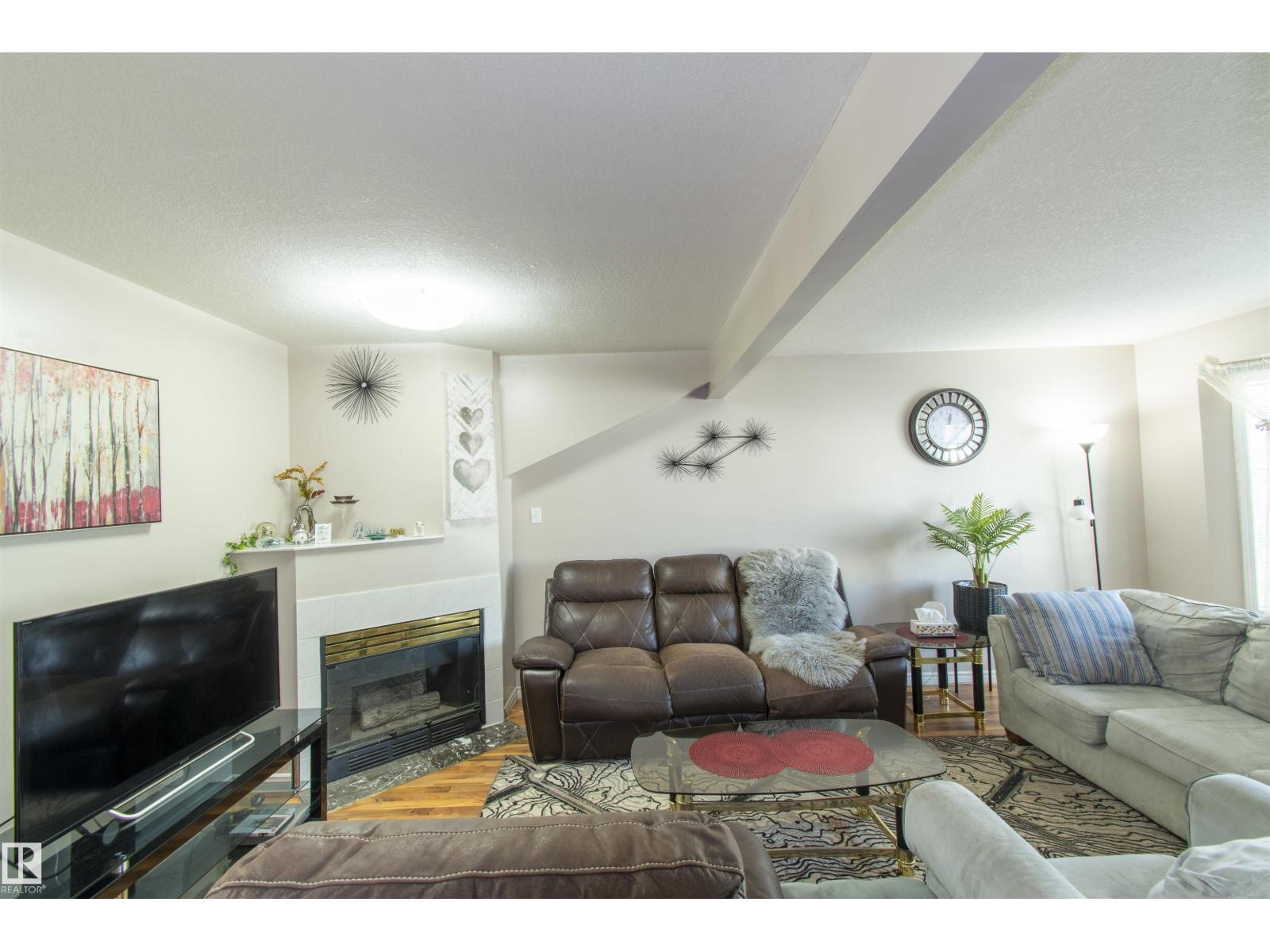 #2 9703 174 ST NW, Edmonton