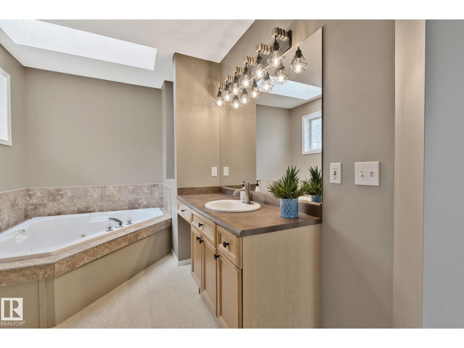 15117 MILLER BV NW, Edmonton