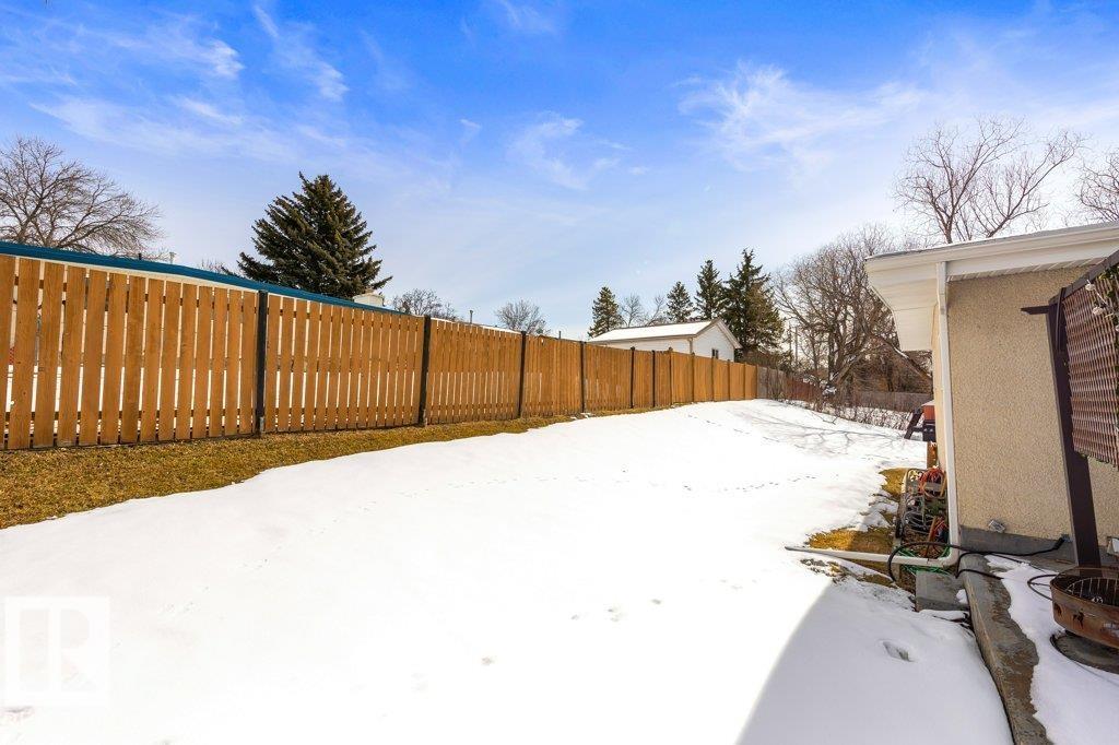 24 GLENWOOD CR, St. Albert