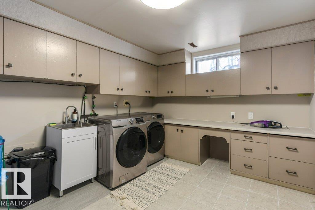 24 GLENWOOD CR, St. Albert