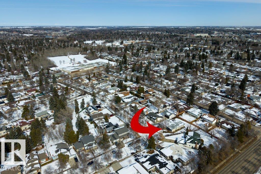 24 GLENWOOD CR, St. Albert