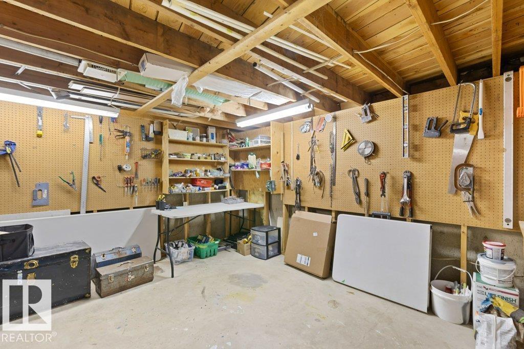 24 GLENWOOD CR, St. Albert