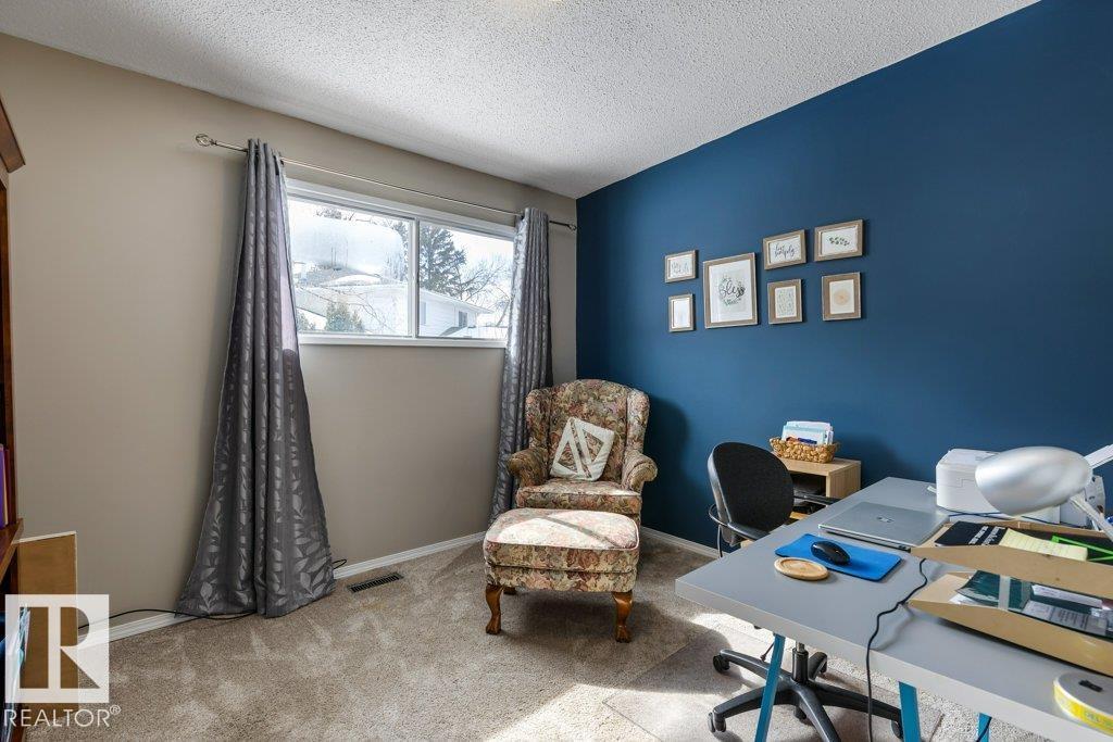 24 GLENWOOD CR, St. Albert