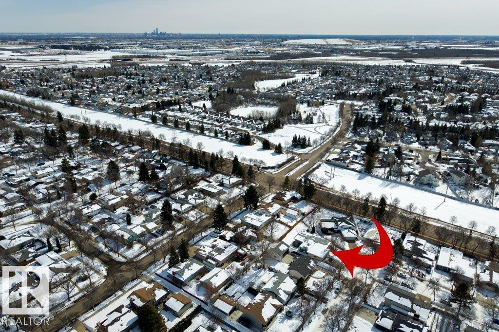 24 GLENWOOD CR, St. Albert