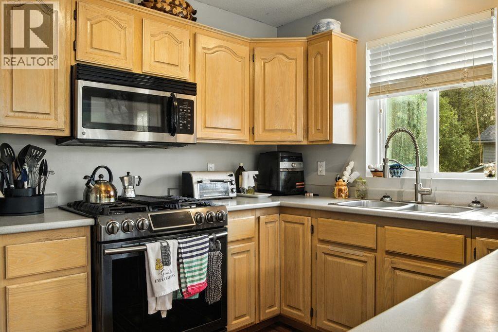 2117 KINGLET ROAD - 16