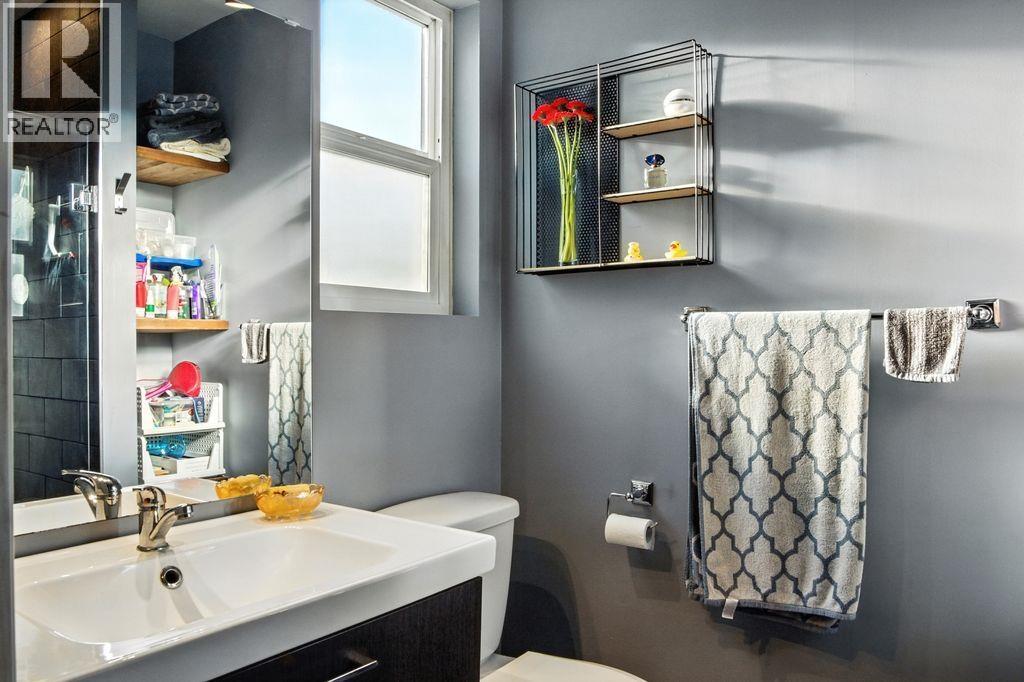 2117 KINGLET ROAD - 23