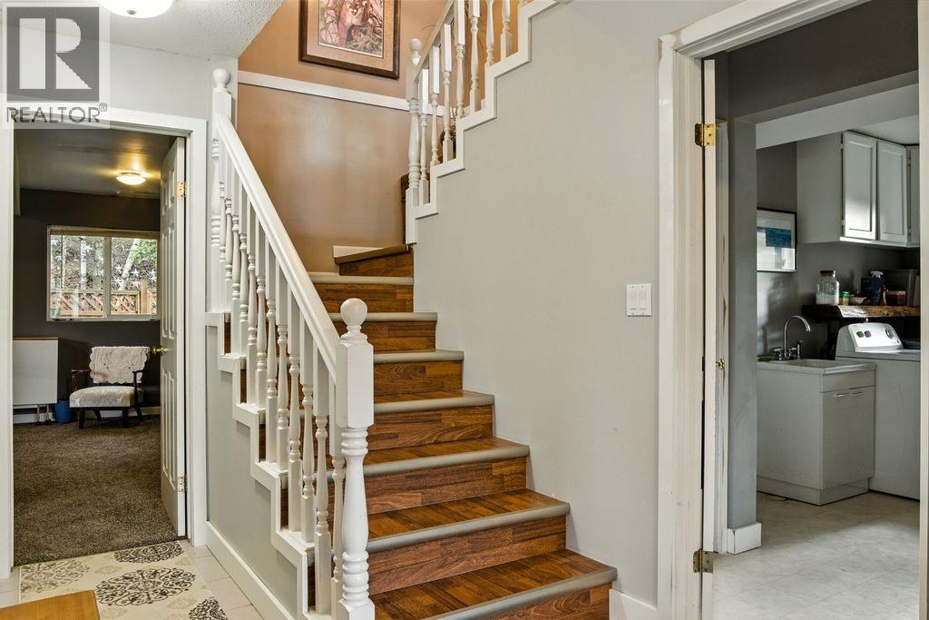 2117 KINGLET ROAD - 6