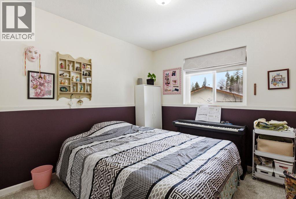 2117 KINGLET ROAD - 20